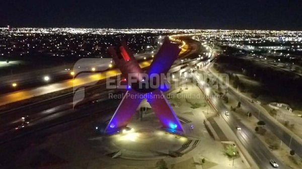 Iluminan la “X” de azul por el Día Mundial de la Concienciación sobre el Autismo