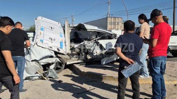 Joven conductor sobrevive a aparatoso accidente vial