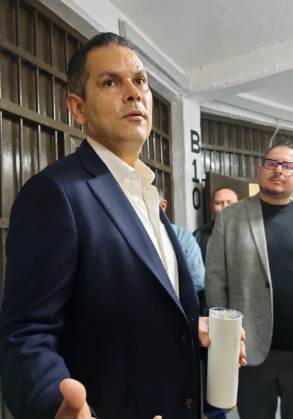 Gilberto Loya reconoce aspiraciones a la gubernatura; esperará convocatoria del PAN