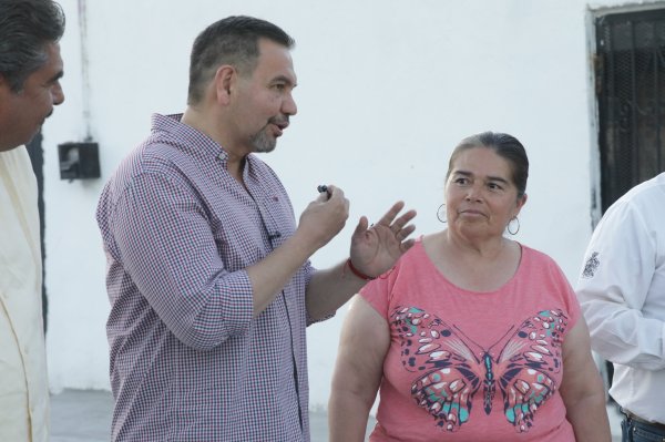 Entregan la calle Asbesto a los vecinos de Lomas de Morelos