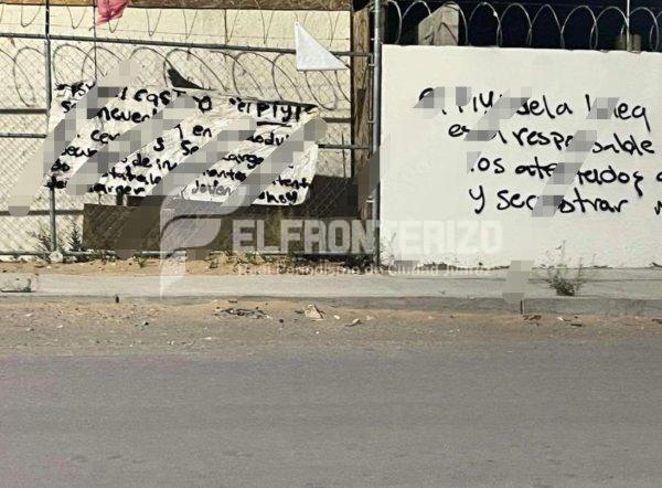 Narcomanta aparece colgada en malla ciclónica la noche del domingo