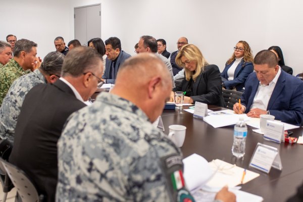 Encabeza Maru Campos Mesa de Seguridad en Pueblito Mexicano