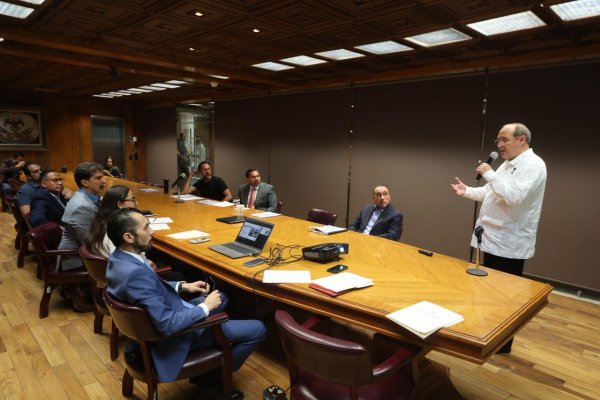 Invierten 661 millones en obras viales para desahogar el tráfico en Juárez