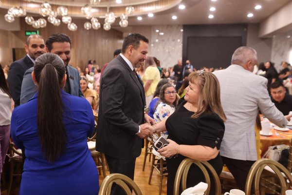 Presume Pérez Cuéllar a Juárez como el municipio que más invierte en educación