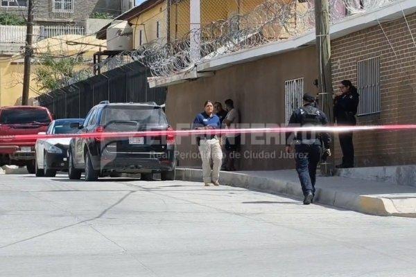 Desconocidos a bordo de un auto reliazaron disparos hacia una camioneta