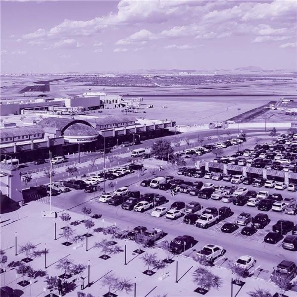 Drones de cártel provocan cierre temporal del Aeropuerto Internacional de El Paso: funcionarios de la Casa Blanca