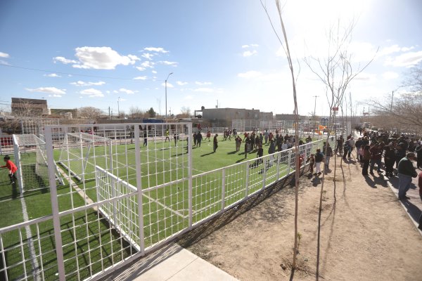 Vecinos de Riberas del Bravo estrenan parque Las Mudas rehabilitado