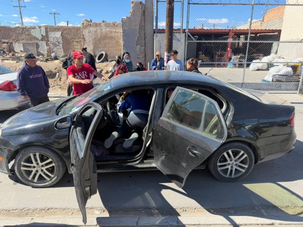 Nace bebé en plena Zona Centro con apoyo de policías municipales