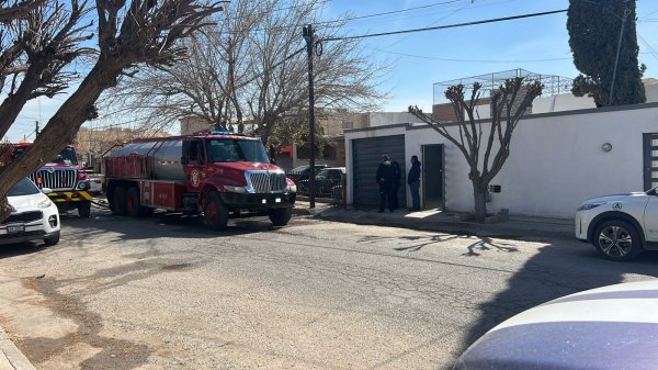 Incendio en vivienda de la colonia Margaritas deja a adulto mayor lesionado