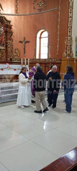 Feligreses inician la Cuaresma con el Miércoles de Ceniza