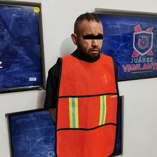 Incendia la casa que rentaba y lo arrestan en la colonia Salvarcar