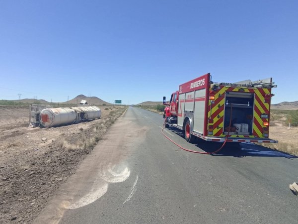 Volcadura de una cisterna con diésel, lo más relevante que fue atendido por PC