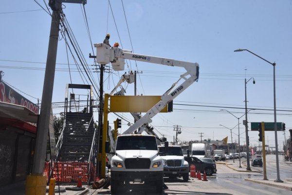 Inician reubicación de cableado en obra del puente peatonal de Tapioca