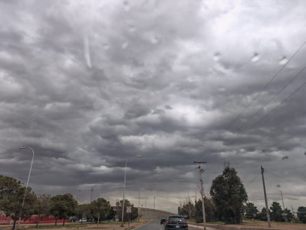 Pronostican lluvias y fuertes vientos para este viernes en Ciudad Juárez