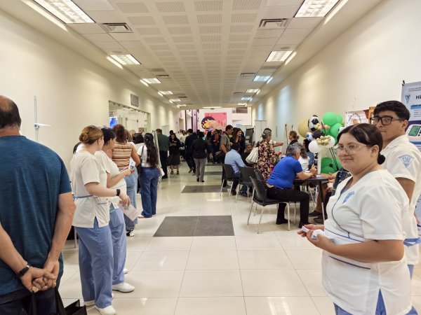 Inician la Feria de Servicios Profesionales en Pueblito Mexicano