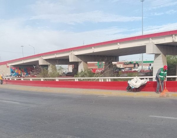 Refuerzan labores de limpieza en el Kilómetro 20; piden mayor cuidado en el traslado de materiales