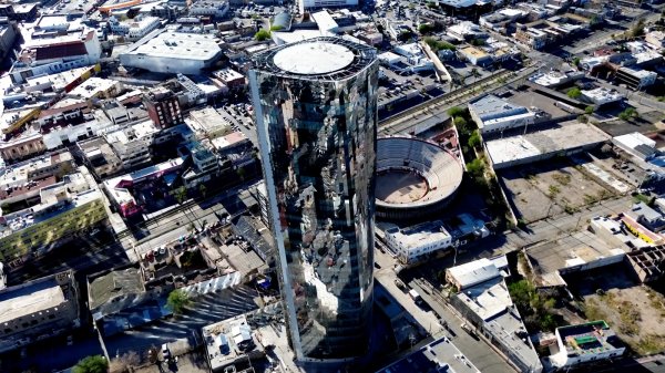 De llegar a ser Gobernador, CPC vendería Torre Centinela al INFONAVIT