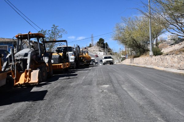 Invierten 10 mdp en repavimentación de la Mariano Escobedo