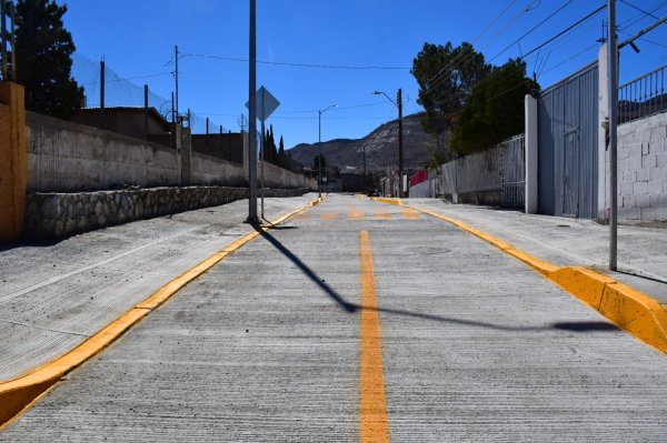 Pavimentan calle Isla Canarias y mejoran movilidad en la Guadalajara Izquierda