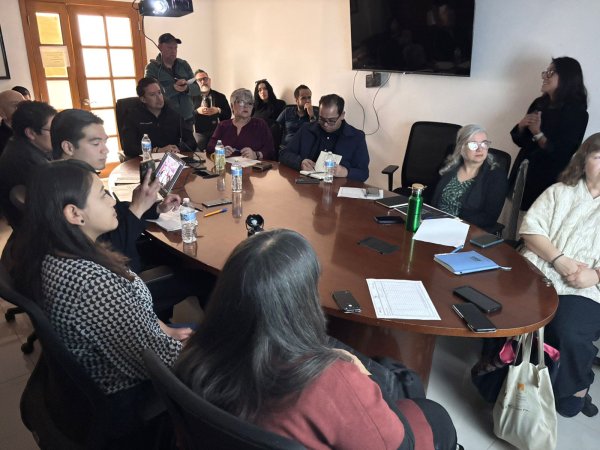 Buscan llenar Juárez de frases fronterizas para rescatar la identidad de la ciudad