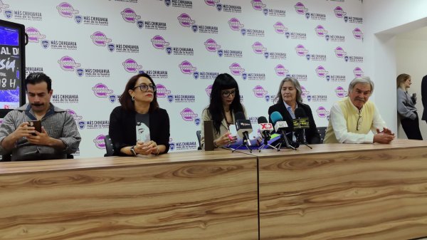 Juárez se llena de arte, poesía y teatro unen voces locales e internacionales