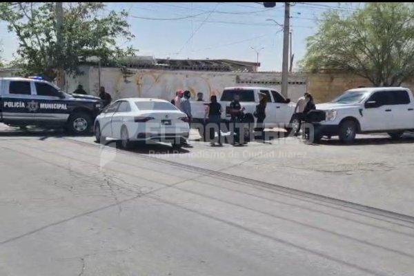 Persecución termina con detención de un hombre en presencia de civiles