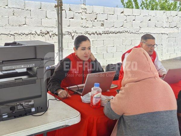 Cientos de familias reciben escrituras, asesoría y condonaciones de hipotecas en evento del Infonavit
