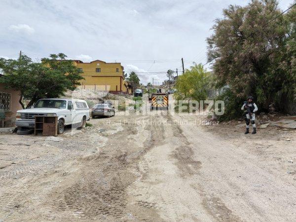 Al interior de una alcantarilla dejaron el cuerpo de una persona