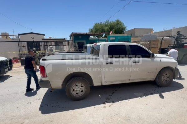Jornaleros excavaban en el patio y encontraron una mano
