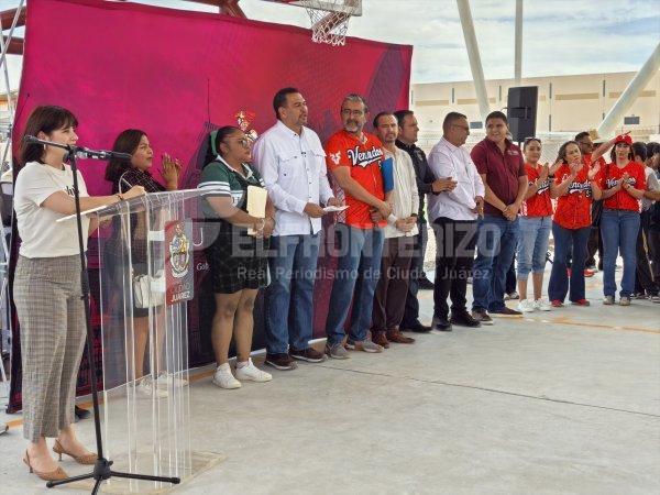 Entrega alcalde 2 canchas de fútbol rápido a Secundaria Técnica 97