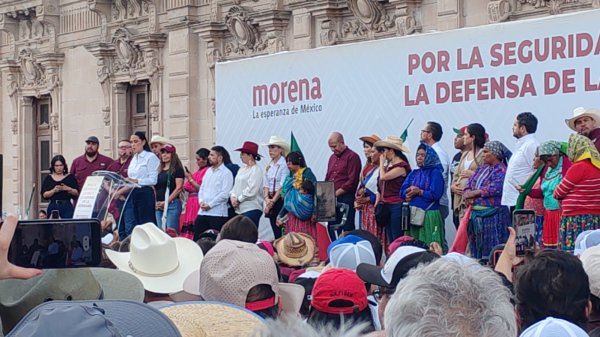 Ariadna Montiel anuncia impulso a juicio político contra Maru Campos durante marcha en Chihuahua