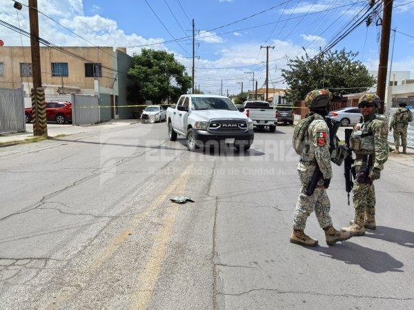 Fiscalia General del Estado realiza inspección en un inmueble del Fraccionamiento Alamos de San Lorenzo
