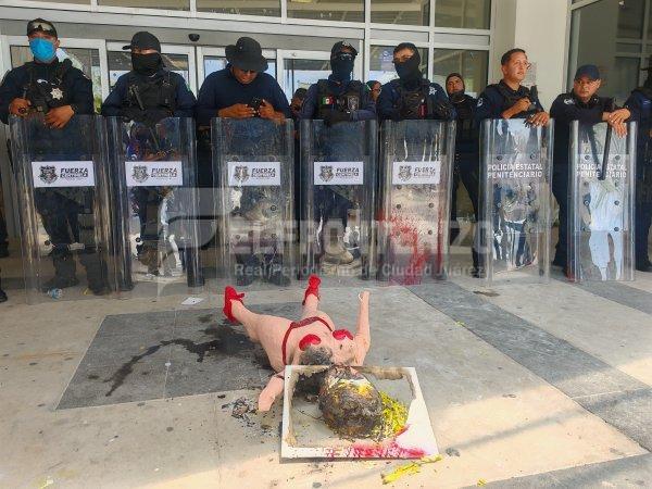 Así quedó Pueblito Mexicano tras manifestaciones y agresiones