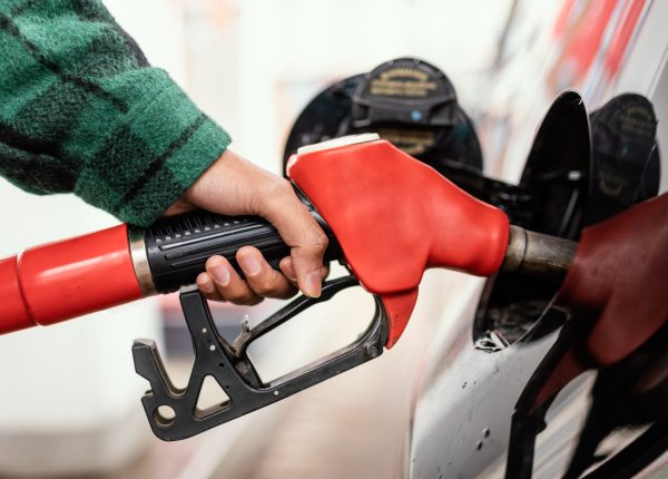 Ni desabasto, ni aumento en gasolina y diésel para Juárez