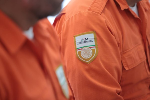 Presentan guía de bolsillo para apoyar a personas migrantes en Ciudad Juárez
